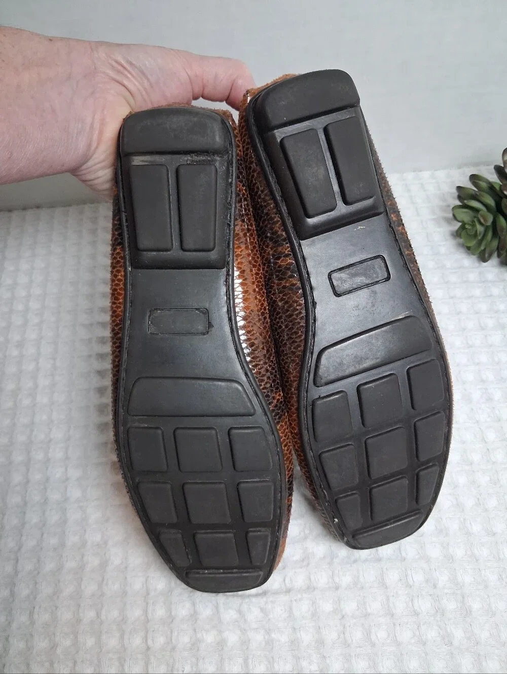 Liz Claiborne Womens Brown/Tan Faux Snakeskin Loafer/Mocassin Size 7